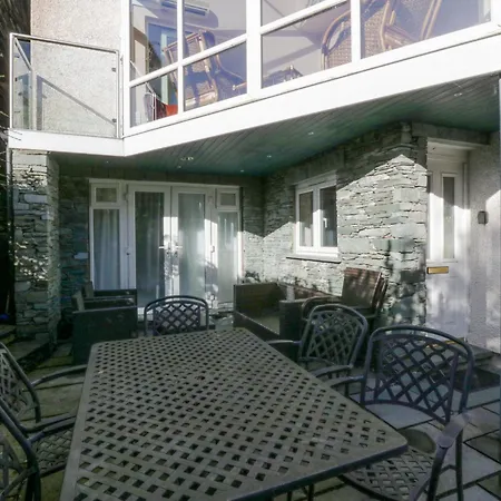 Blue Hill House Tatil Evi