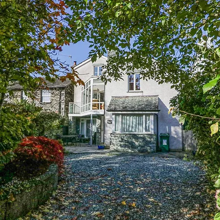 Blue Hill House *